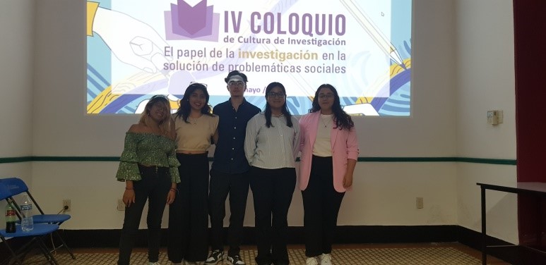 equipo participante del cuarto coloquio